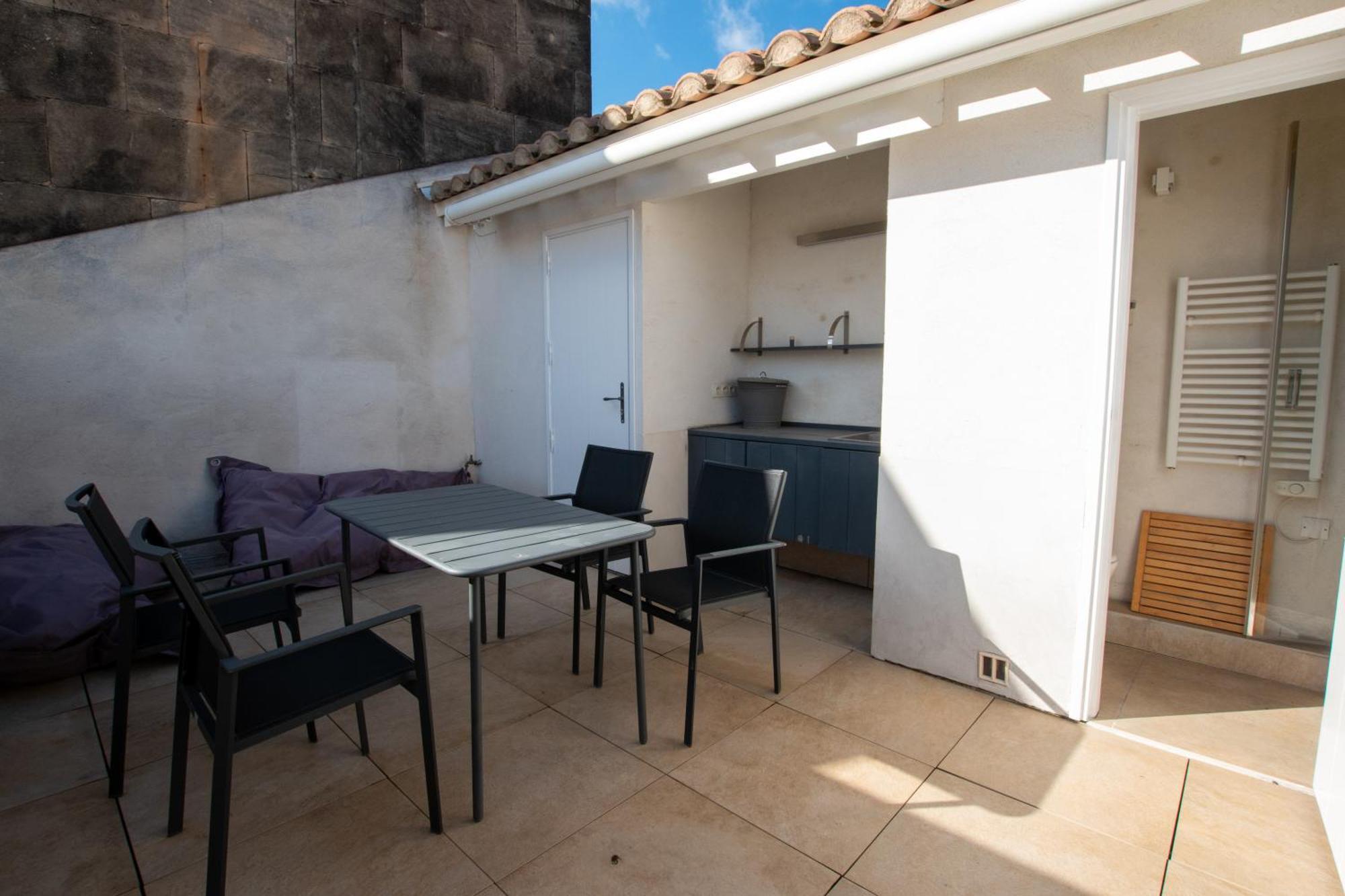 L'Escale - Clim, Terrasse Apartment Арл Екстериор снимка